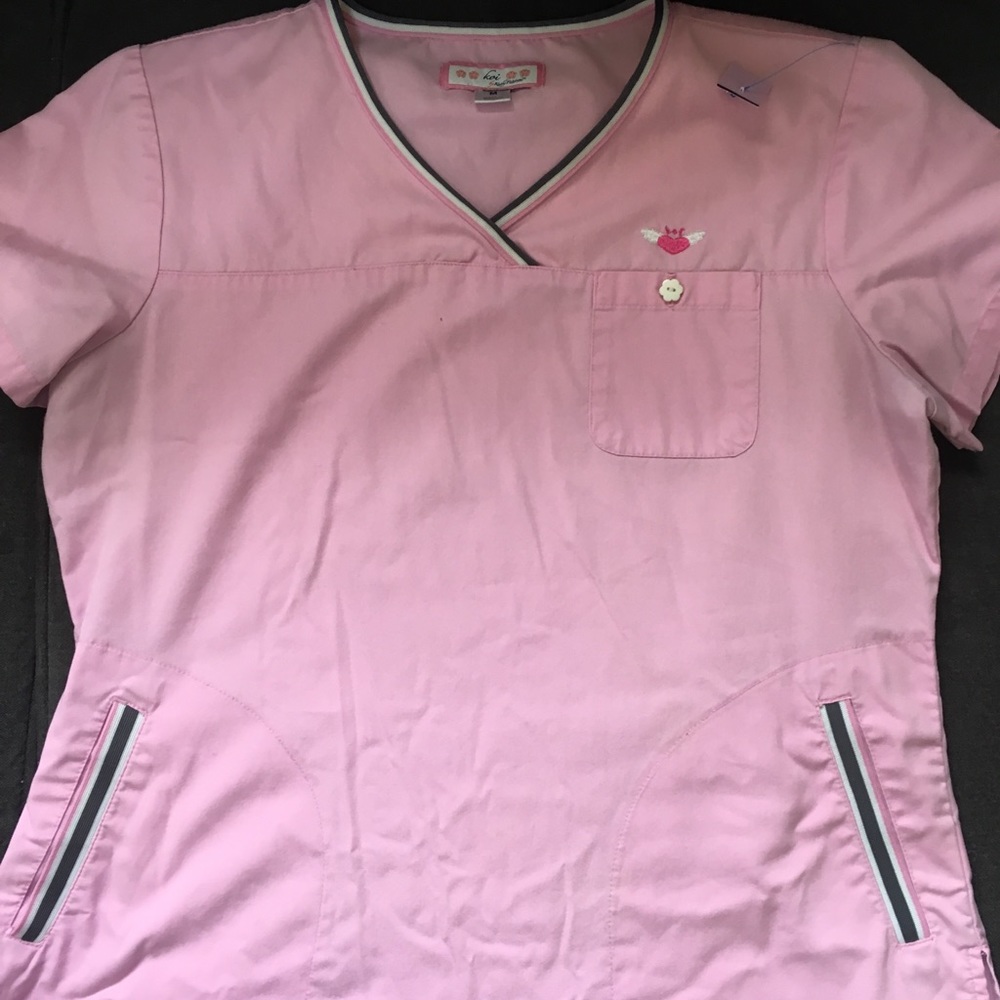 Koi scrub top